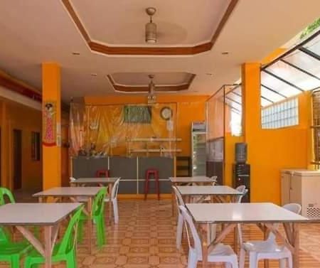 Jessa'S 5 Guests House Hotel โมอัลโบอัล ภายนอก รูปภาพ